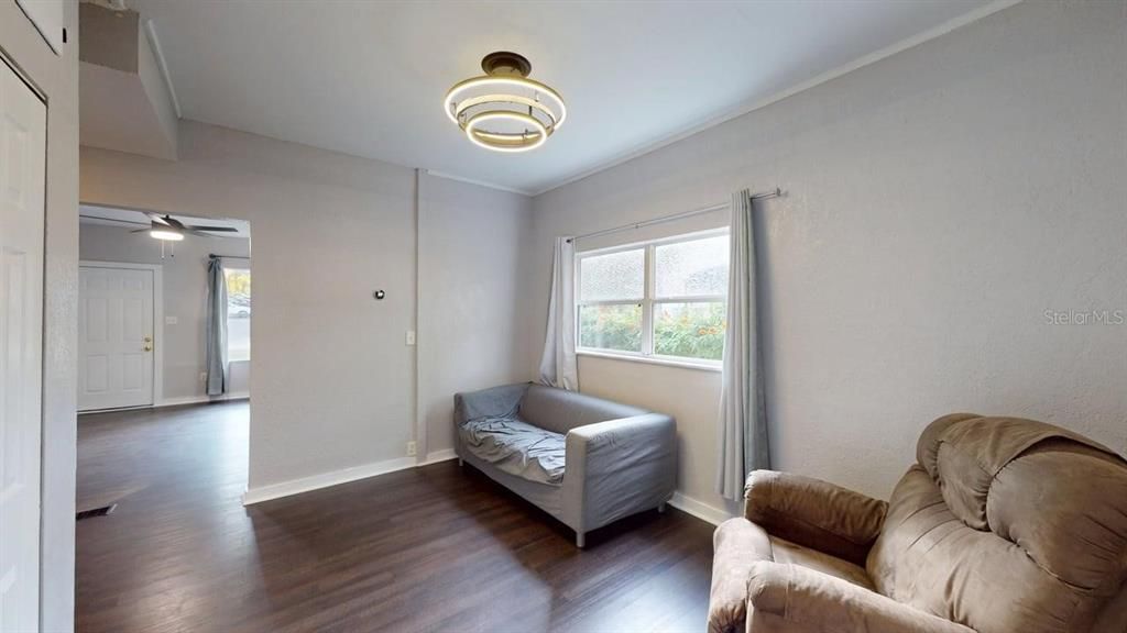 For Rent: $1,800 (3 beds, 2 baths, 1346 Square Feet)