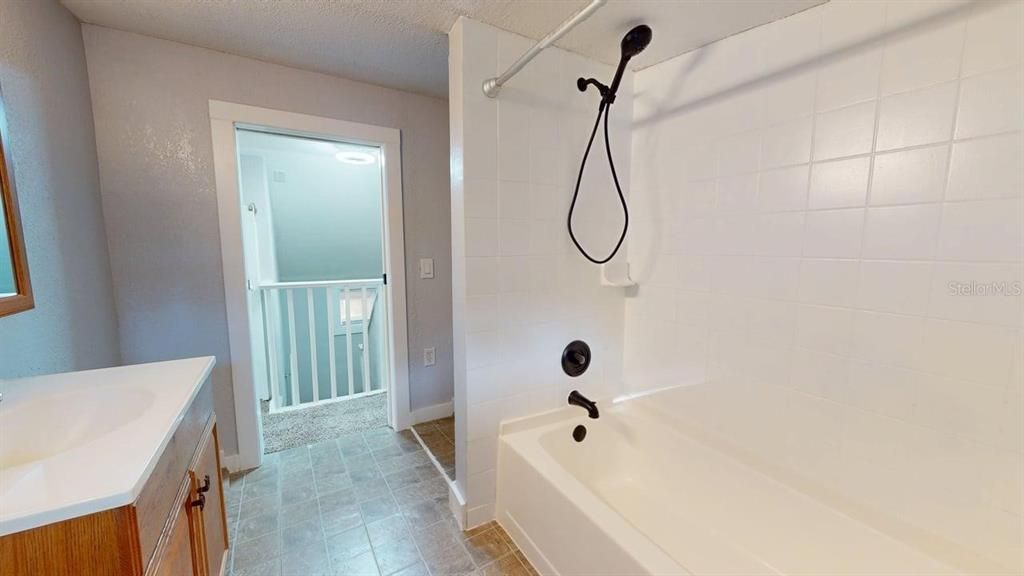 For Rent: $1,800 (3 beds, 2 baths, 1346 Square Feet)