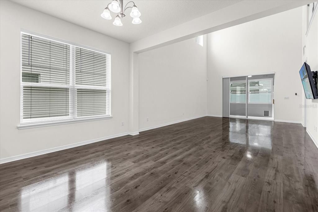 В аренду: $3,600 (4 спален, 3 ванн, 2705 Квадратных фут)