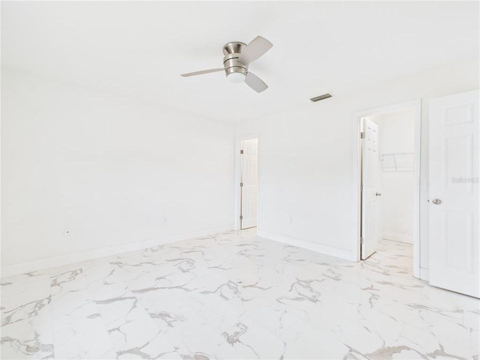 For Sale: $244,900 (3 beds, 2 baths, 1184 Square Feet)