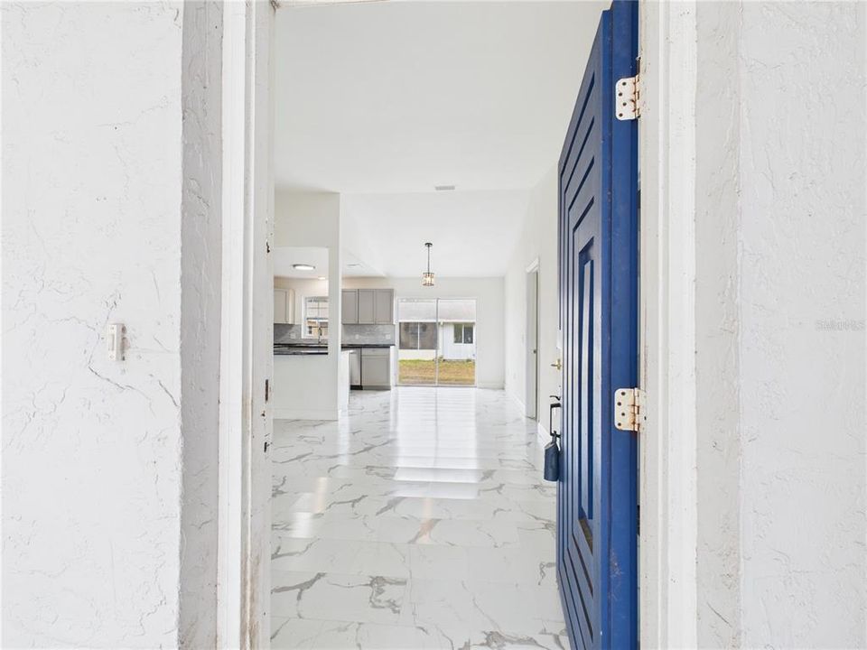 For Sale: $244,900 (3 beds, 2 baths, 1184 Square Feet)