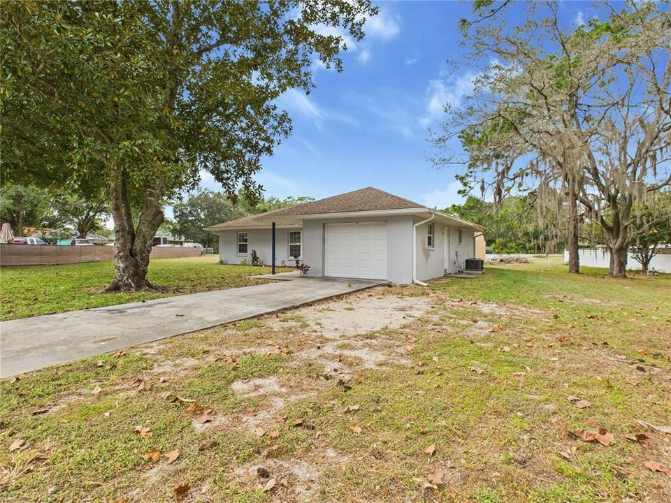 For Sale: $244,900 (3 beds, 2 baths, 1184 Square Feet)