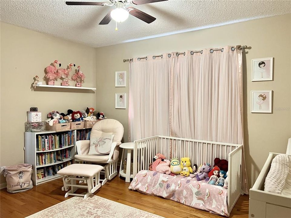 На продажу: $339,000 (3 спален, 1 ванн, 1298 Квадратных фут)