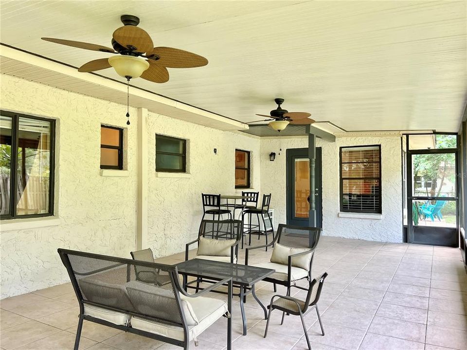 На продажу: $339,000 (3 спален, 1 ванн, 1298 Квадратных фут)