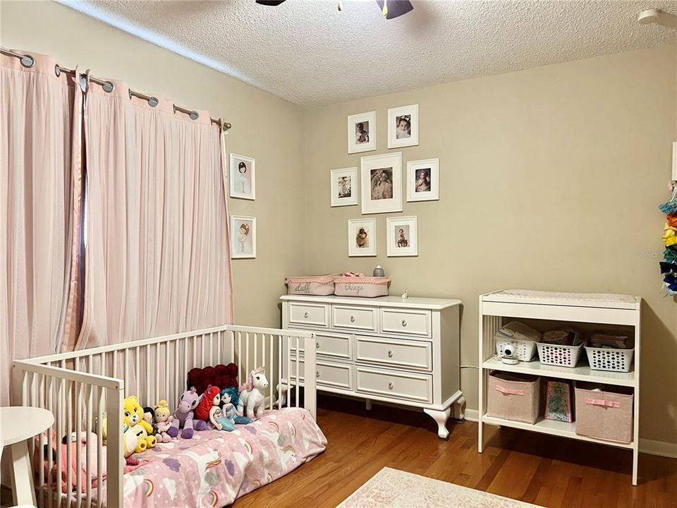 На продажу: $339,000 (3 спален, 1 ванн, 1298 Квадратных фут)