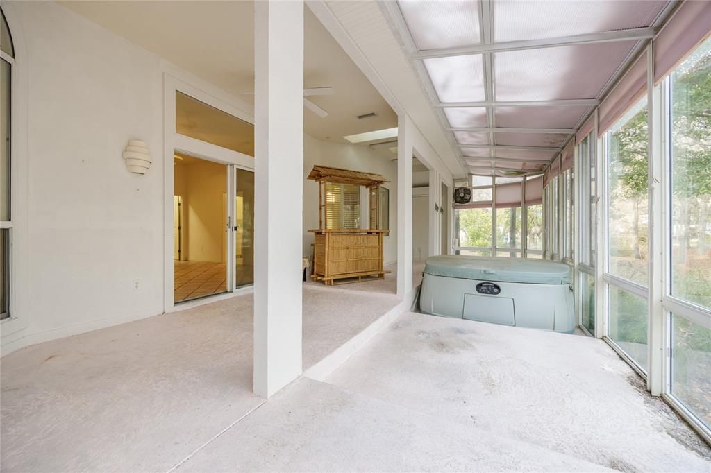 For Sale: $398,000 (3 beds, 2 baths, 1934 Square Feet)