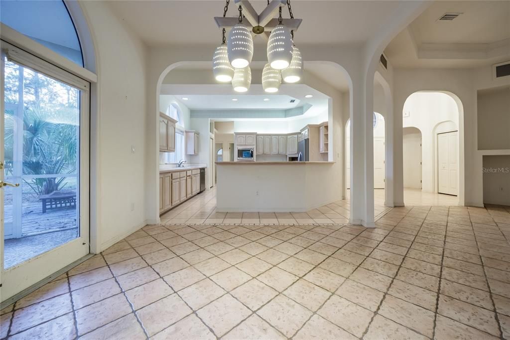 For Sale: $398,000 (3 beds, 2 baths, 1934 Square Feet)