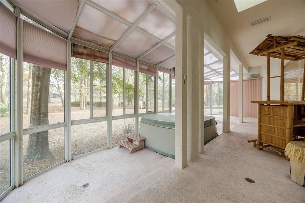 For Sale: $398,000 (3 beds, 2 baths, 1934 Square Feet)