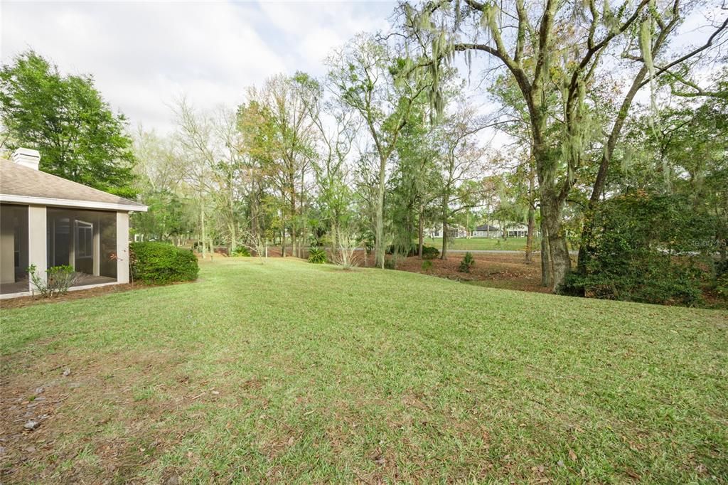 For Sale: $398,000 (3 beds, 2 baths, 1934 Square Feet)