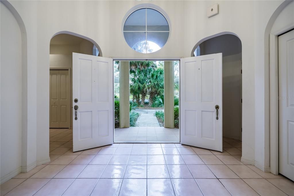 For Sale: $398,000 (3 beds, 2 baths, 1934 Square Feet)