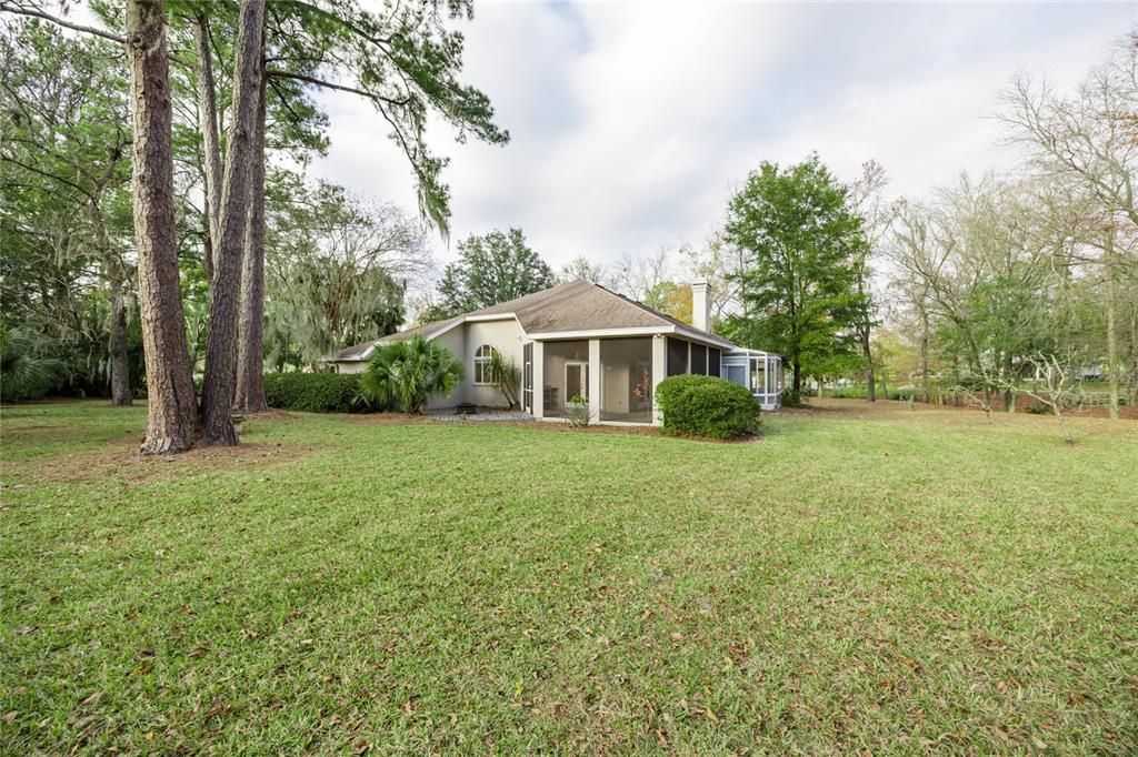 For Sale: $398,000 (3 beds, 2 baths, 1934 Square Feet)