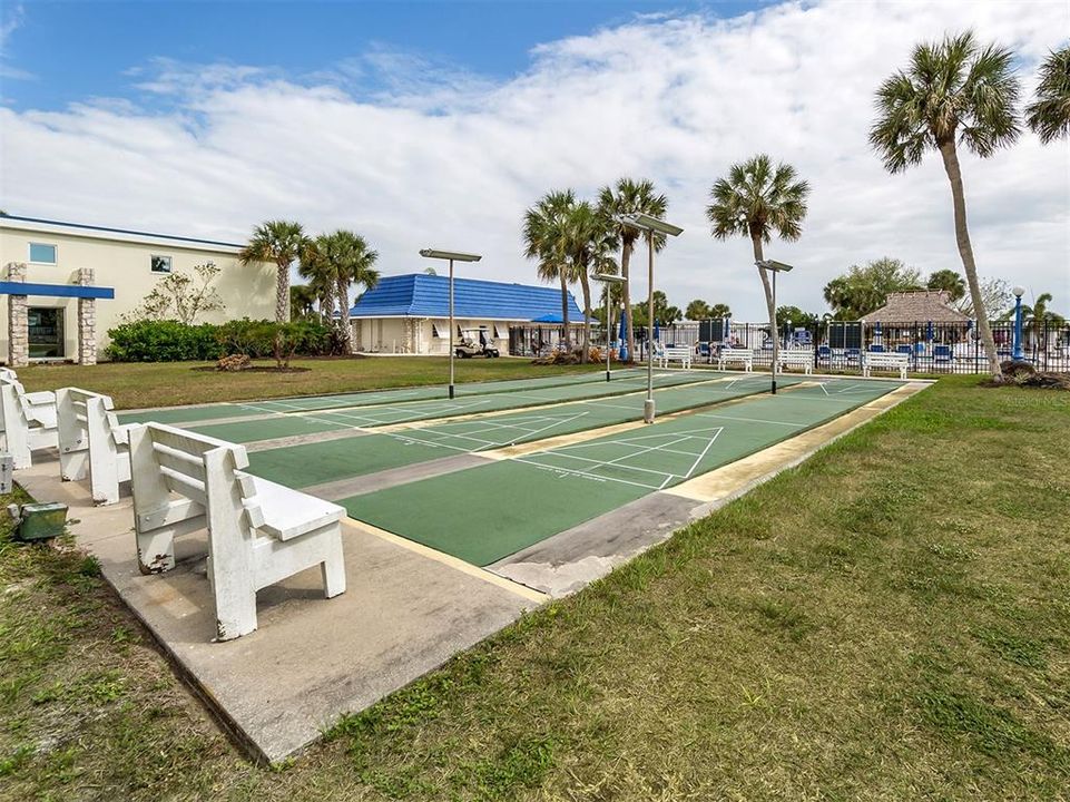 На продажу: $214,900 (2 спален, 2 ванн, 1535 Квадратных фут)