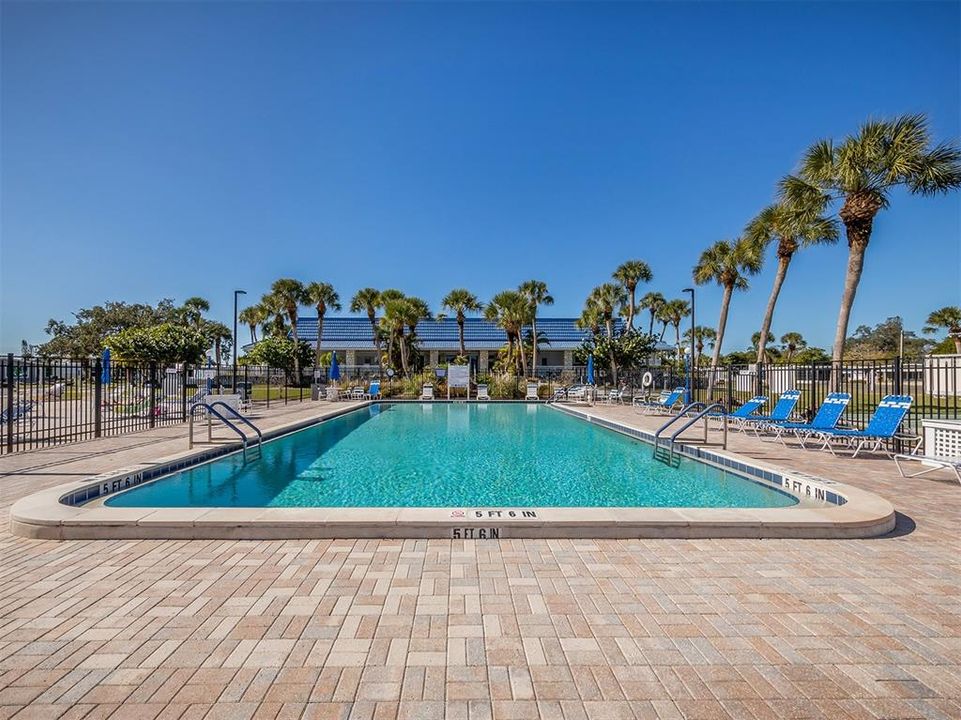 На продажу: $214,900 (2 спален, 2 ванн, 1535 Квадратных фут)