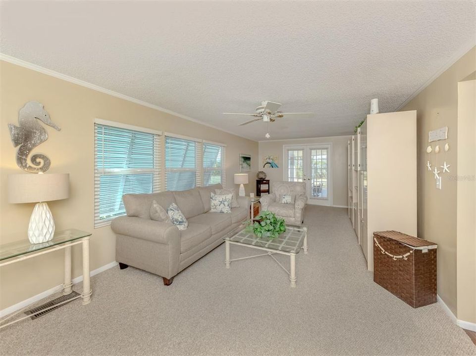 На продажу: $214,900 (2 спален, 2 ванн, 1535 Квадратных фут)