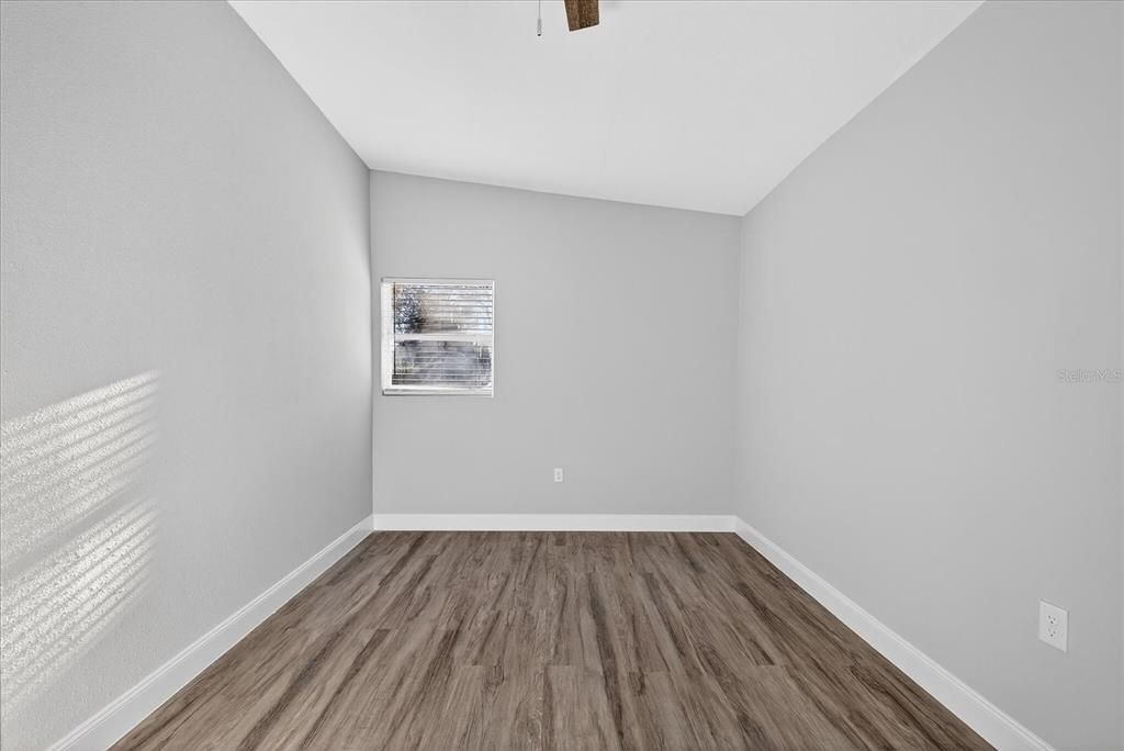 For Sale: $269,999 (3 beds, 1 baths, 1521 Square Feet)