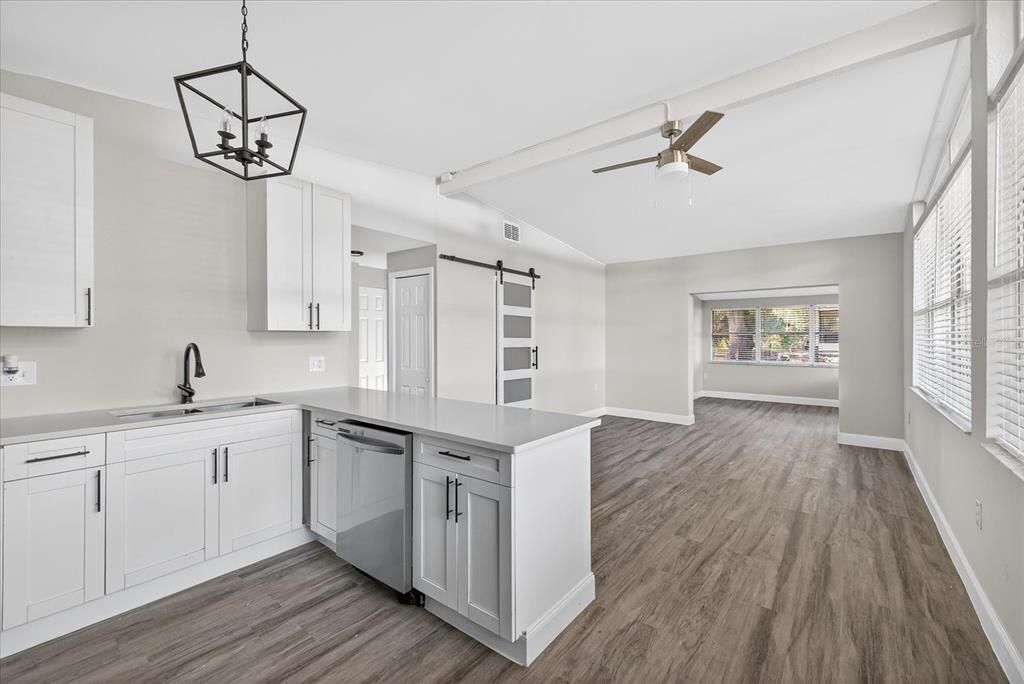 For Sale: $269,999 (3 beds, 1 baths, 1521 Square Feet)