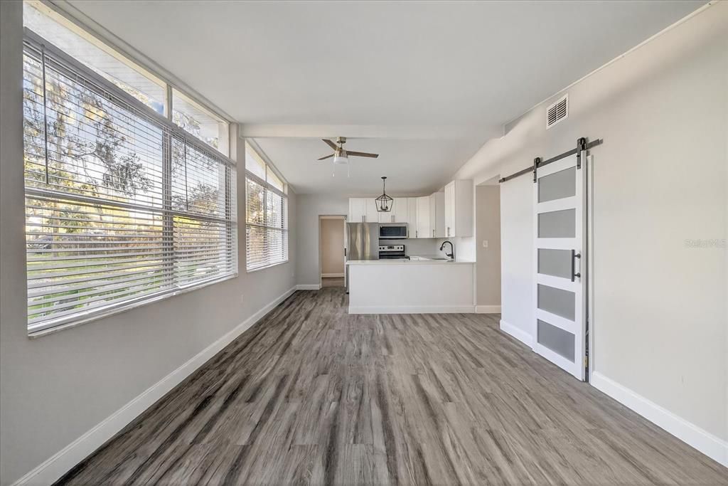 For Sale: $269,999 (3 beds, 1 baths, 1521 Square Feet)