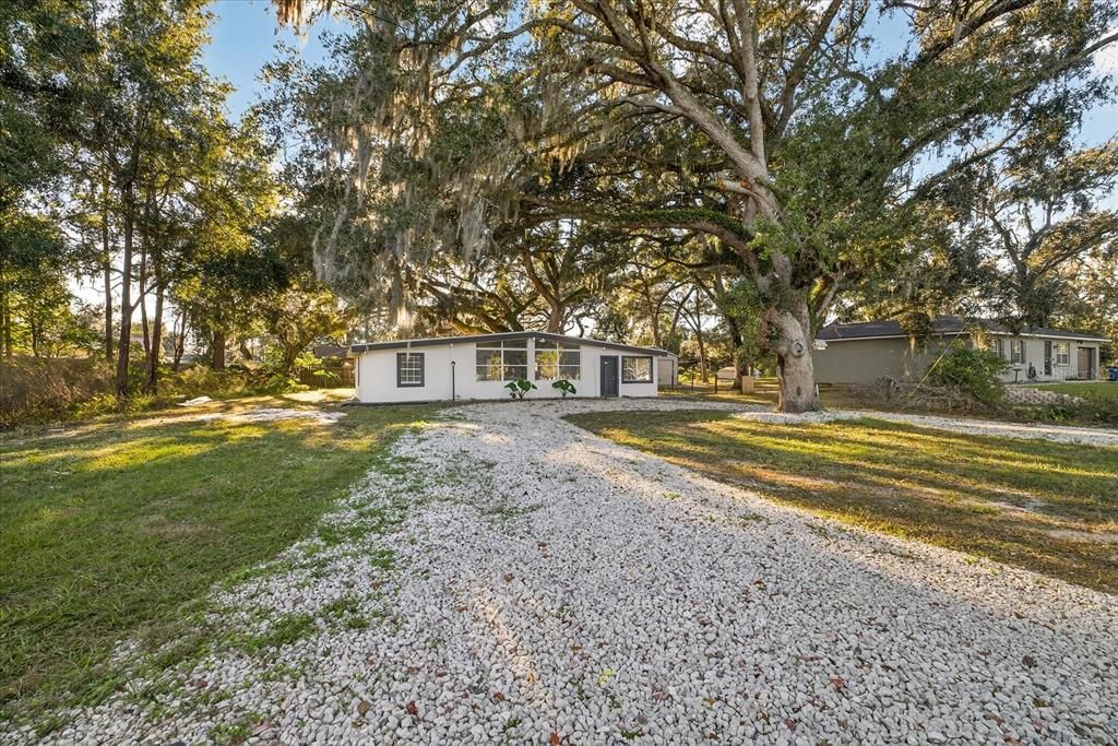 For Sale: $269,999 (3 beds, 1 baths, 1521 Square Feet)