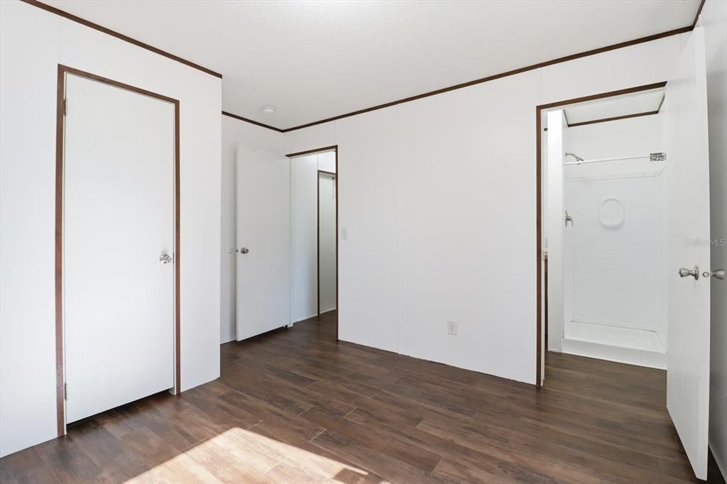 For Sale: $167,000 (2 beds, 2 baths, 728 Square Feet)