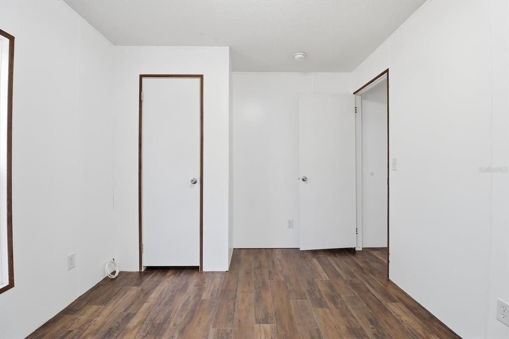 For Sale: $167,000 (2 beds, 2 baths, 728 Square Feet)