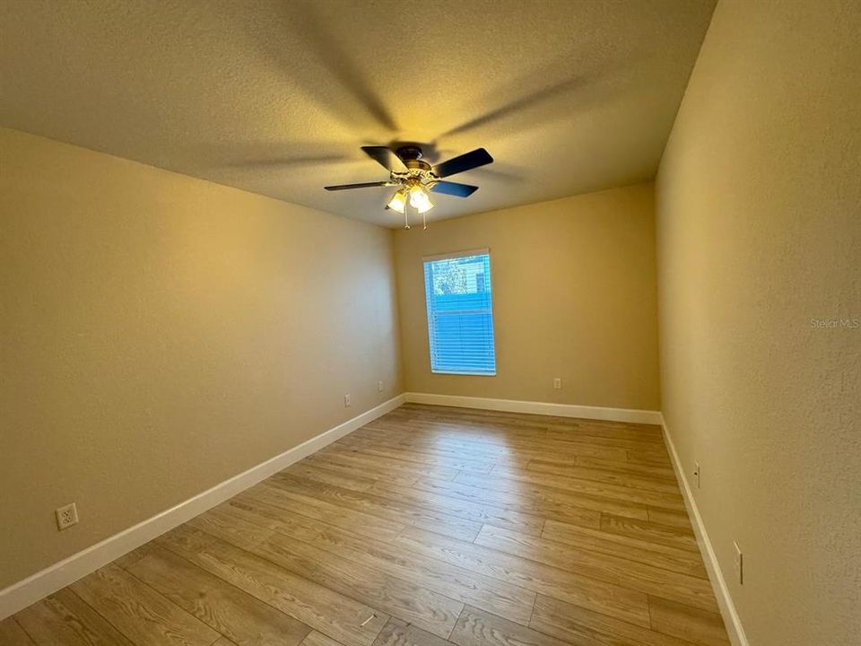 En Renta: $2,700 (4 camas, 2 baños, 2209 Pies cuadrados)