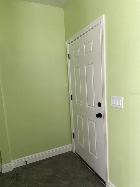 出租: $1,800 (2 贝兹, 2 浴室, 978 平方英尺)