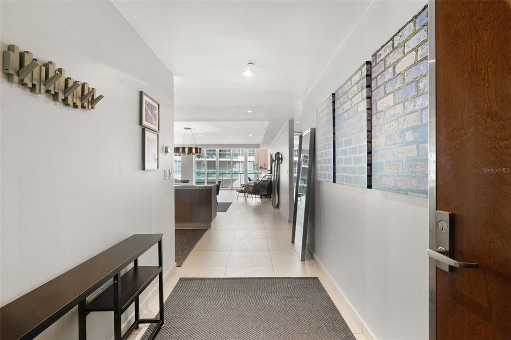 For Sale: $1,699,000 (2 beds, 2 baths, 1956 Square Feet)