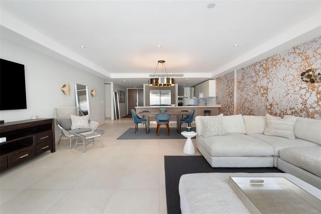 For Sale: $1,699,000 (2 beds, 2 baths, 1956 Square Feet)