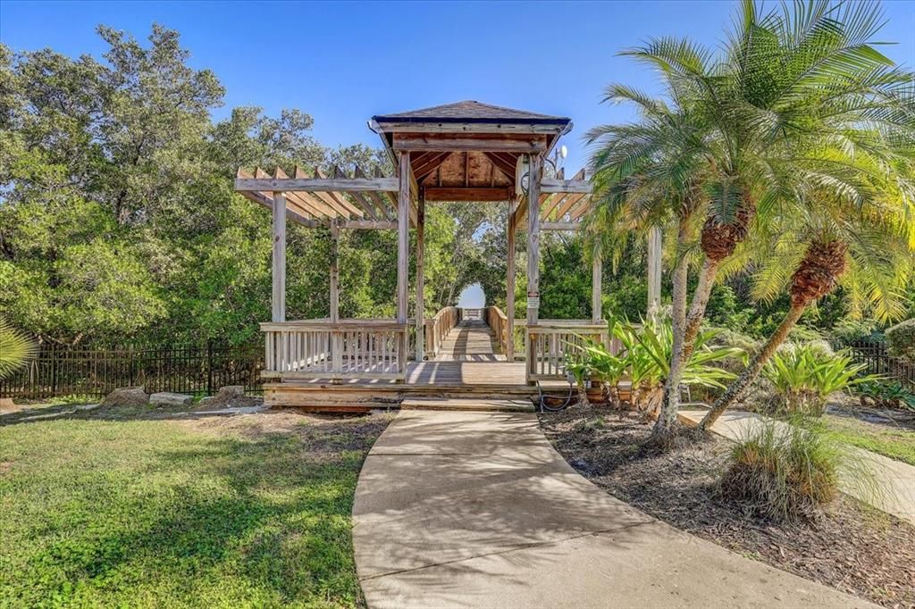 For Sale: $439,900 (4 beds, 3 baths, 1692 Square Feet)