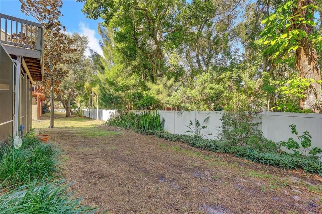 For Sale: $439,900 (4 beds, 3 baths, 1692 Square Feet)