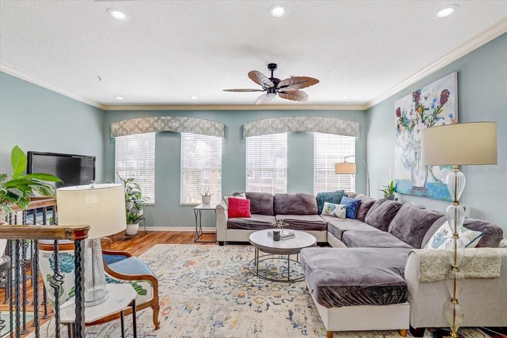 For Sale: $439,900 (4 beds, 3 baths, 1692 Square Feet)