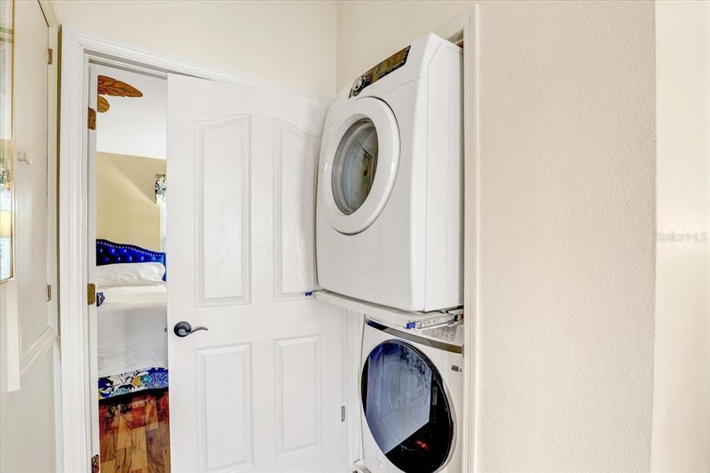 For Sale: $439,900 (4 beds, 3 baths, 1692 Square Feet)