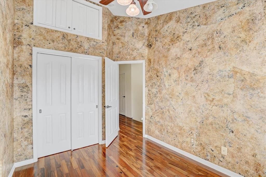 For Sale: $439,900 (4 beds, 3 baths, 1692 Square Feet)