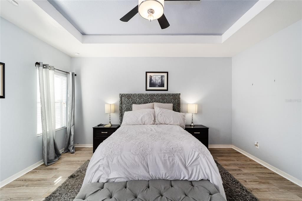 На продажу: $399,000 (5 спален, 3 ванн, 2526 Квадратных фут)