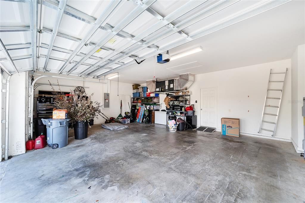 На продажу: $399,000 (5 спален, 3 ванн, 2526 Квадратных фут)