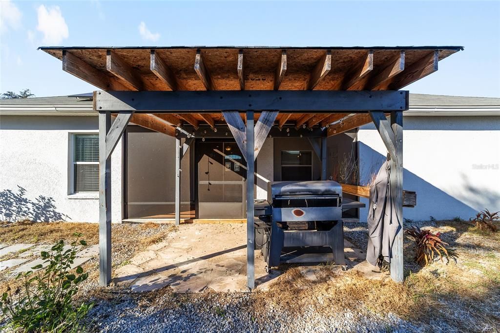 На продажу: $399,000 (5 спален, 3 ванн, 2526 Квадратных фут)