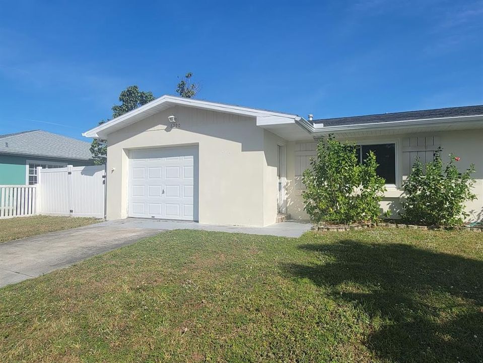 В аренду: $1,750 (2 спален, 1 ванн, 1254 Квадратных фут)