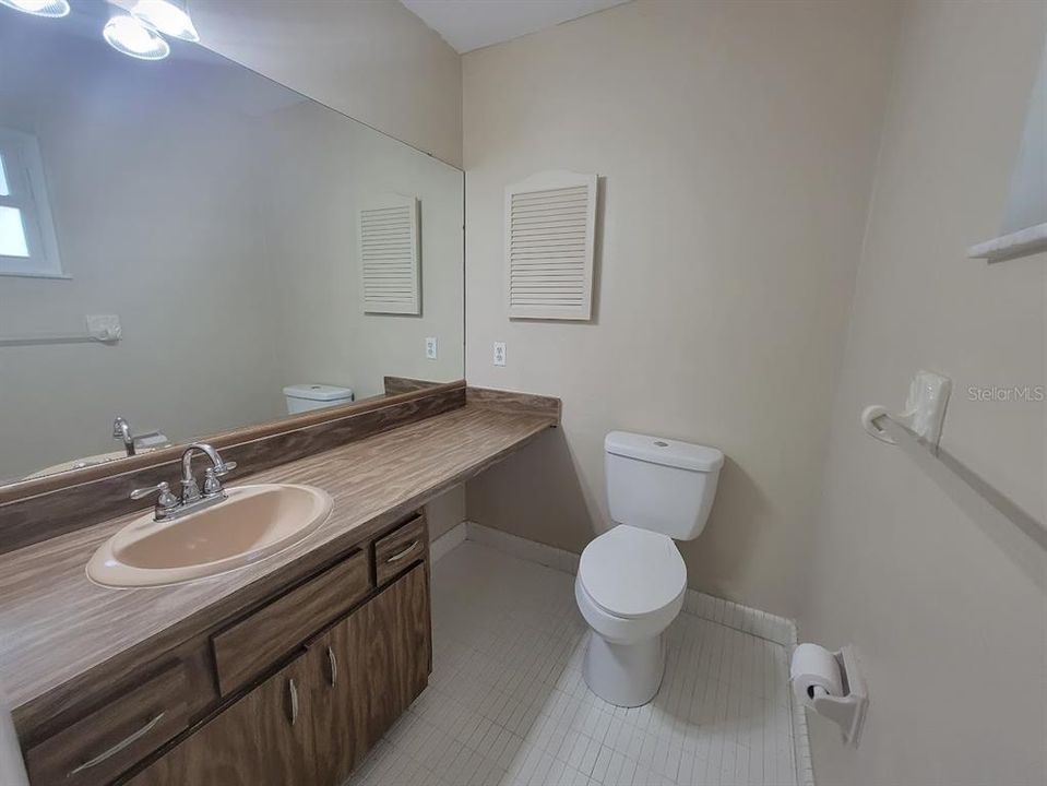 В аренду: $1,750 (2 спален, 1 ванн, 1254 Квадратных фут)