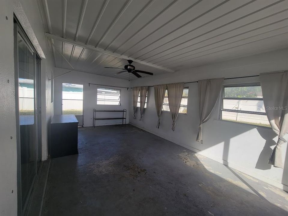 В аренду: $1,750 (2 спален, 1 ванн, 1254 Квадратных фут)