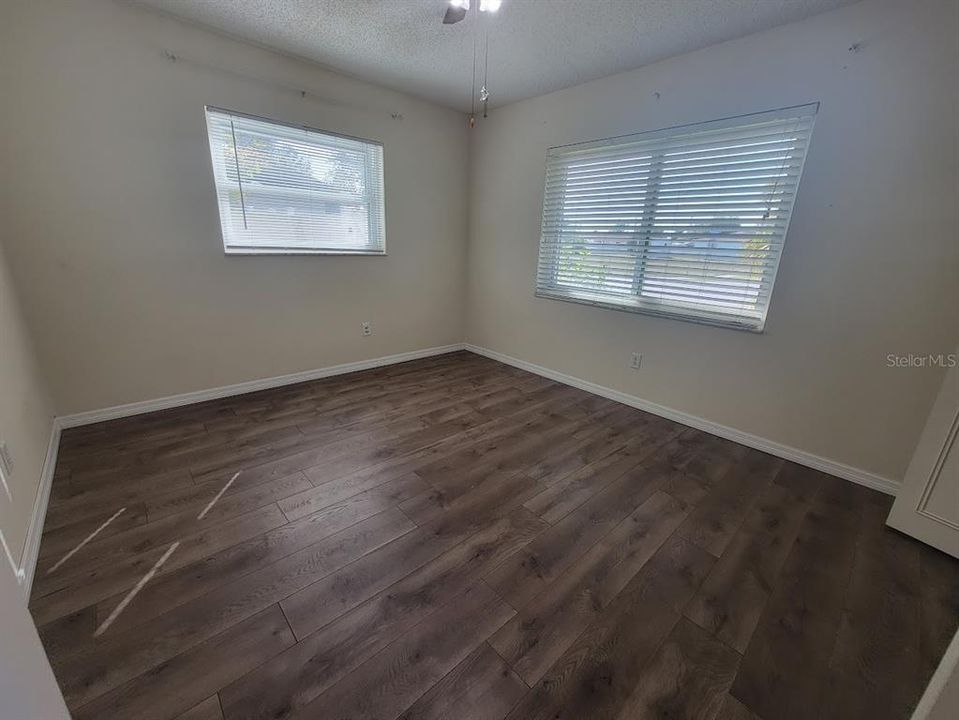 В аренду: $1,750 (2 спален, 1 ванн, 1254 Квадратных фут)