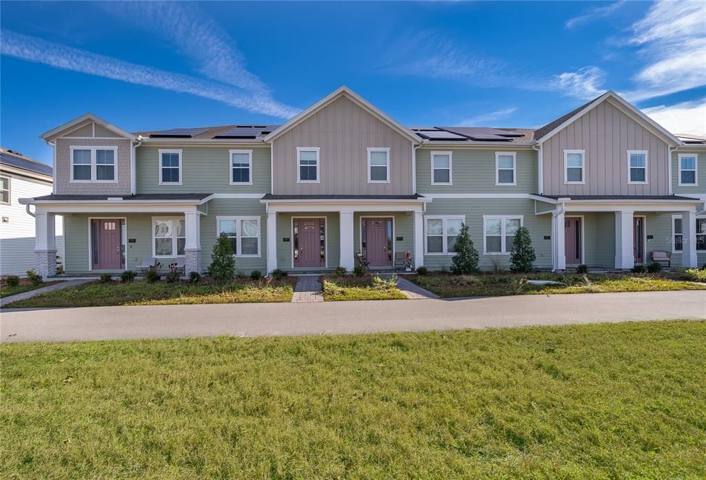 For Rent: $1,950 (3 beds, 3 baths, 1855 Square Feet)