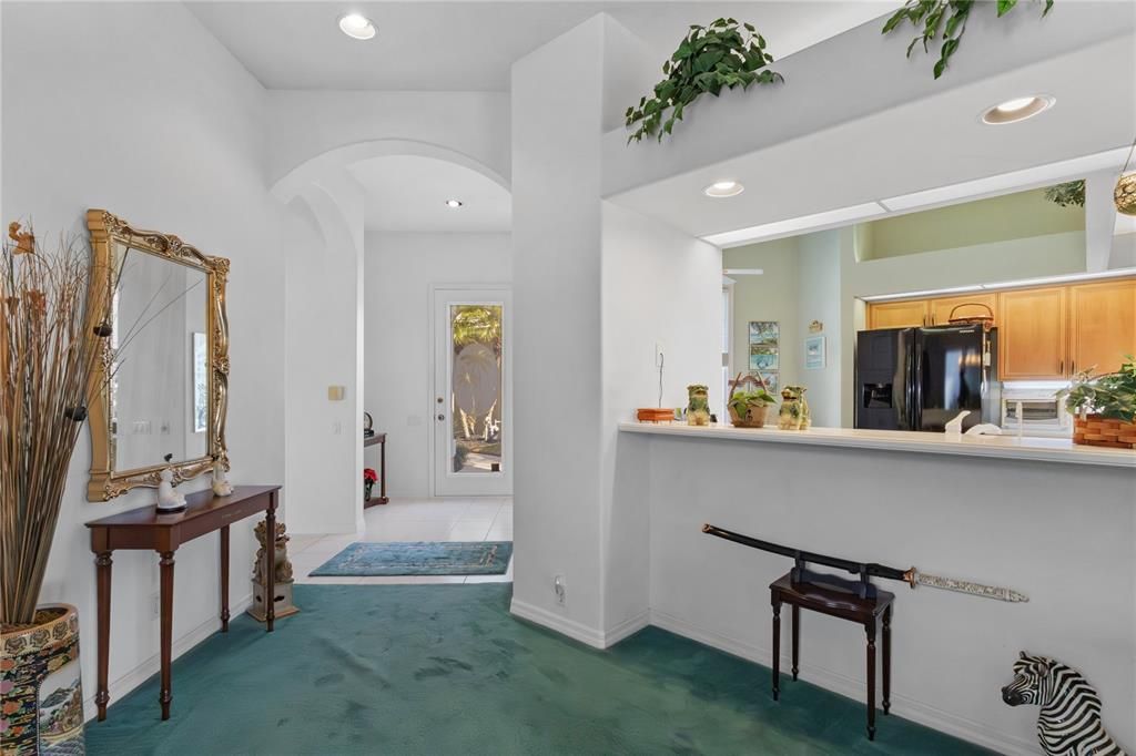 For Sale: $535,000 (2 beds, 3 baths, 1914 Square Feet)