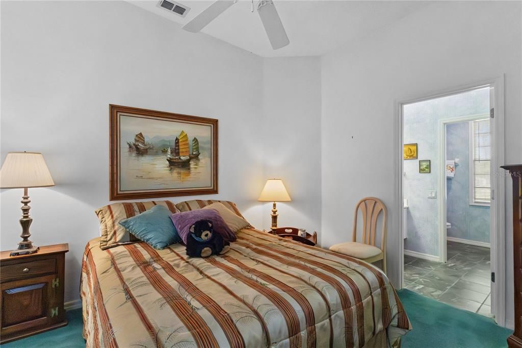 For Sale: $535,000 (2 beds, 3 baths, 1914 Square Feet)