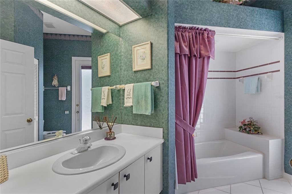 For Sale: $535,000 (2 beds, 3 baths, 1914 Square Feet)