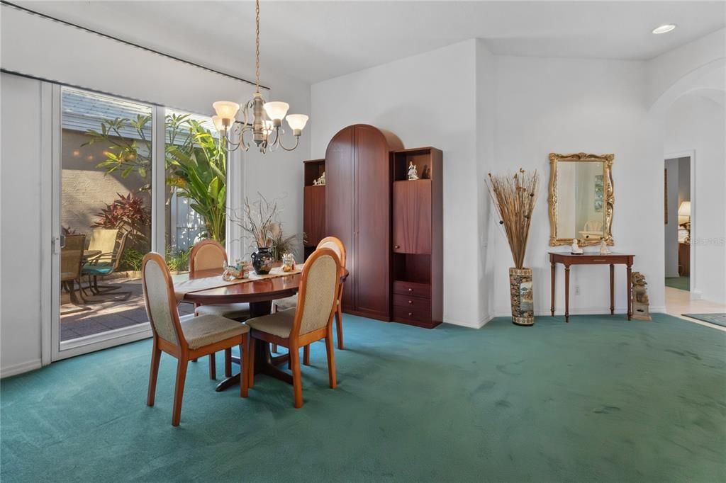 For Sale: $535,000 (2 beds, 3 baths, 1914 Square Feet)