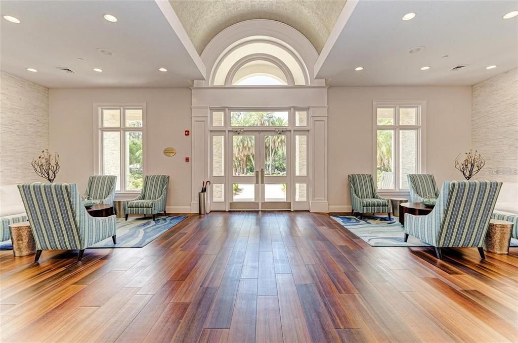 For Sale: $535,000 (2 beds, 3 baths, 1914 Square Feet)