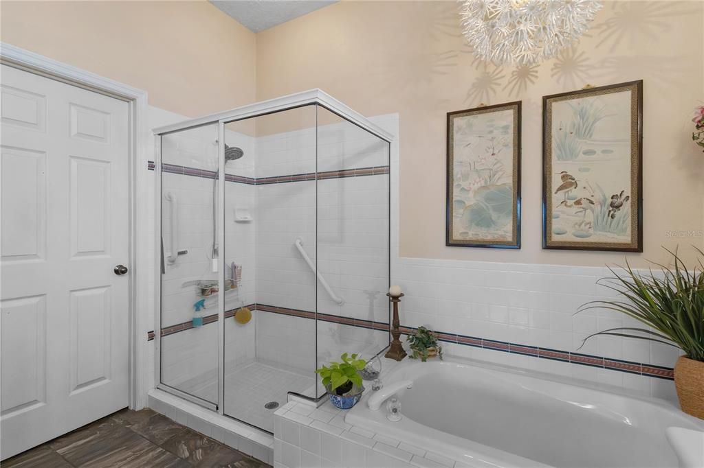 For Sale: $535,000 (2 beds, 3 baths, 1914 Square Feet)