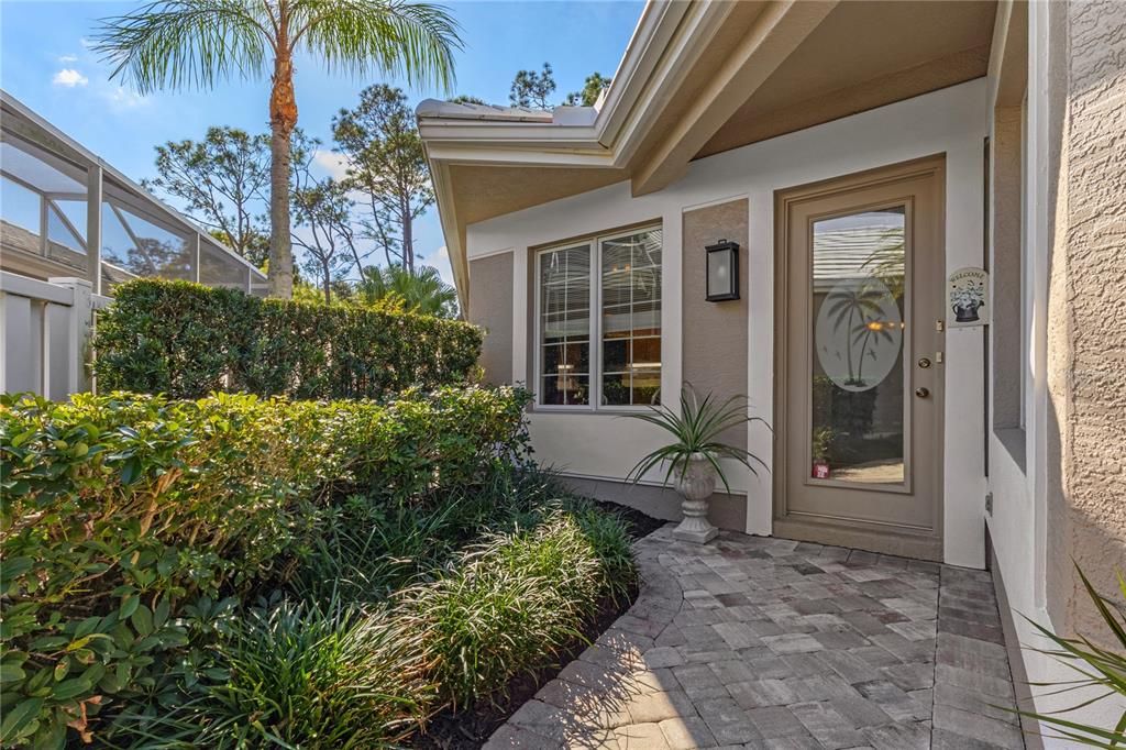 For Sale: $535,000 (2 beds, 3 baths, 1914 Square Feet)