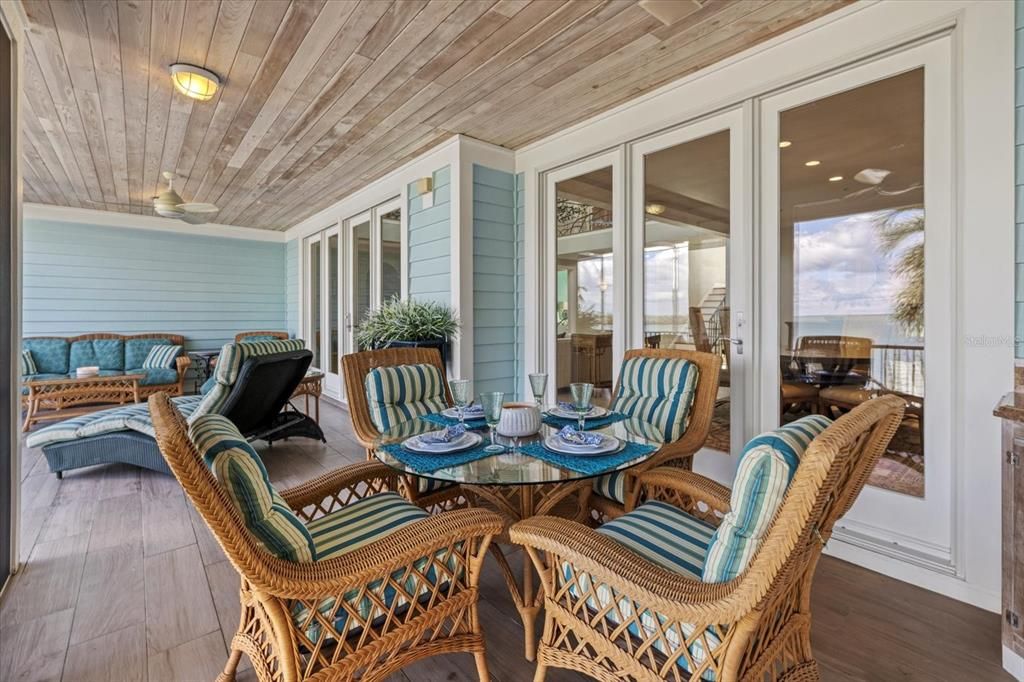 For Sale: $10,825,000 (5 beds, 5 baths, 6207 Square Feet)