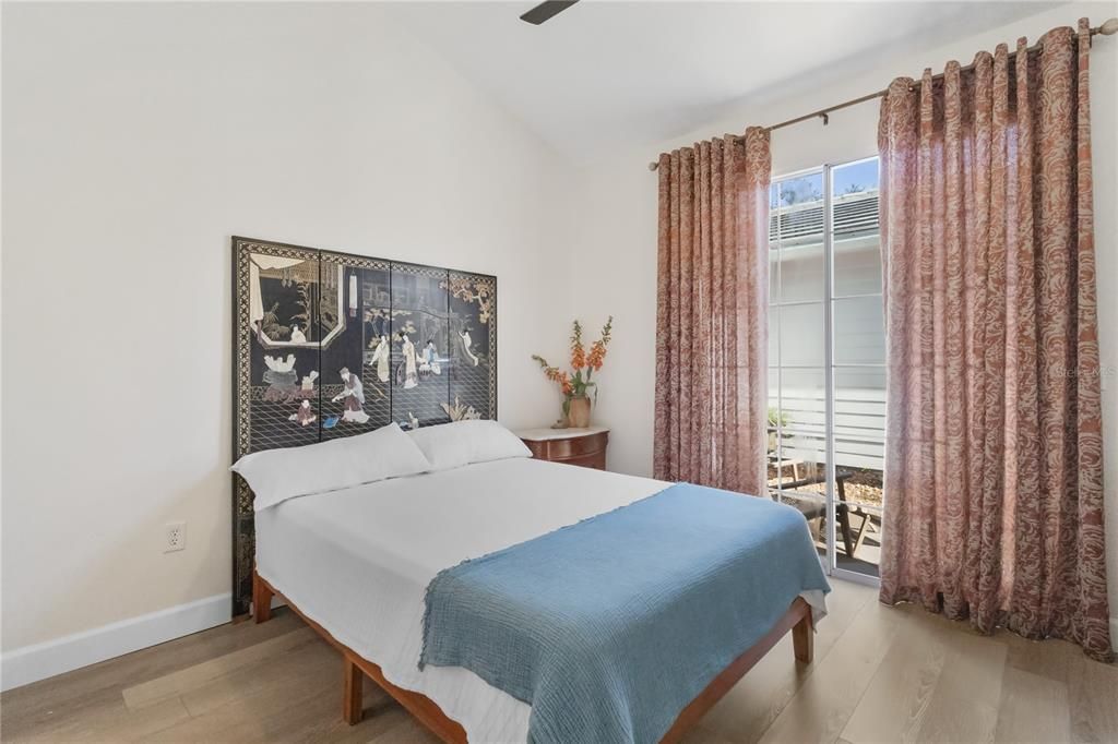 待售: $565,000 (2 贝兹, 2 浴室, 1464 平方英尺)